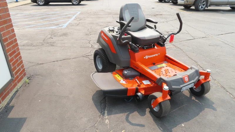 Husqvarna Z248F (48") 23HP Kawasaki Zero Turn Mower - Image 2
